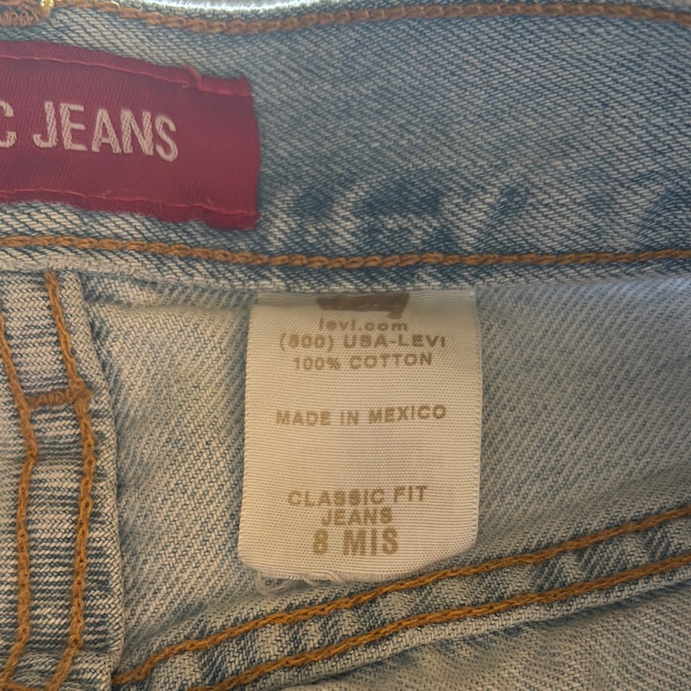 Levi Women Light Blue Denim Shorts - Picture 3 of 6